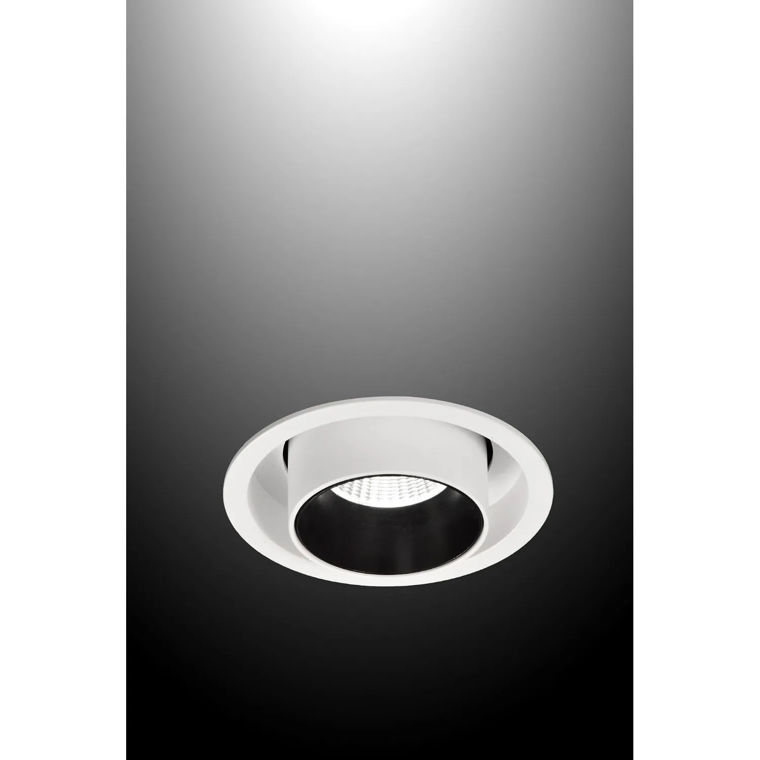 Garda Retractable Recessed Swivel Spotlight, 7W, 3000K, 610lm, Matt White And Black, Cut Out 84mm, Driver Included, Driver Included, 3yrs Warranty